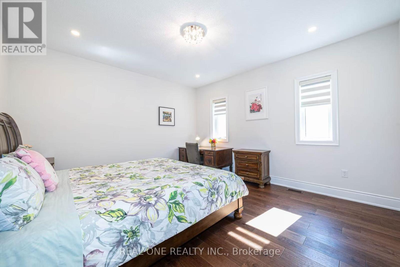 3209 Buttonbush Trail, Oakville, Ontario  L6H 0T1 - Photo 30 - W12539438