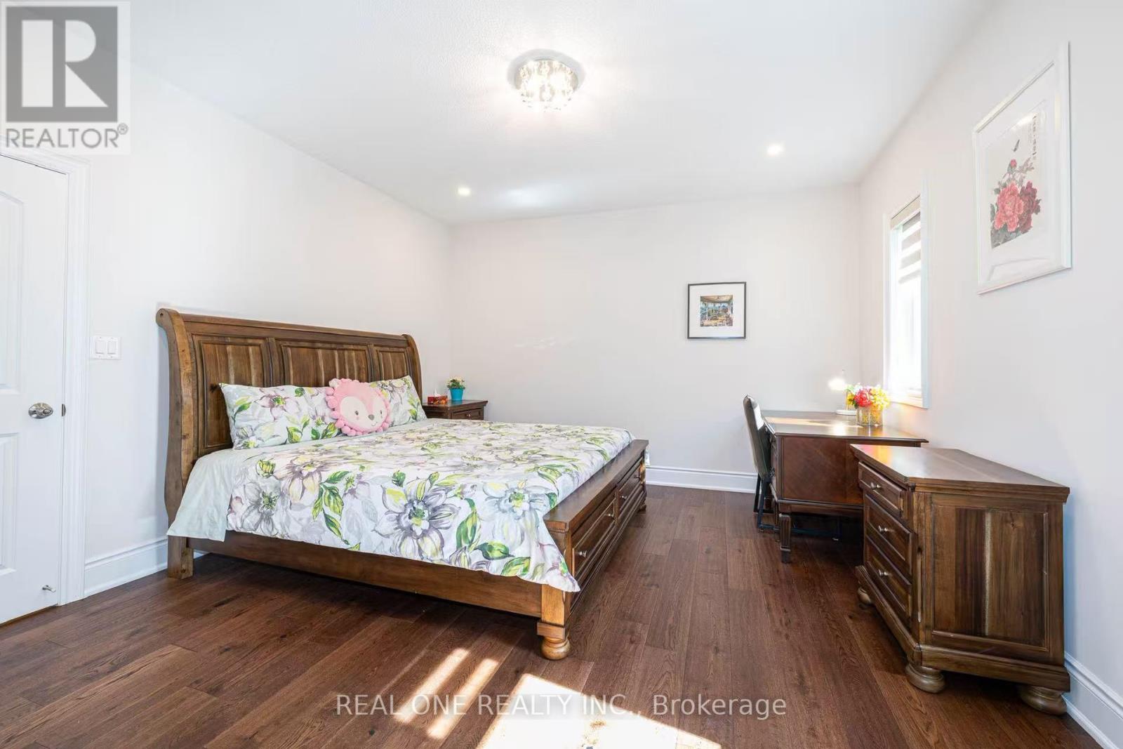 3209 Buttonbush Trail, Oakville, Ontario  L6H 0T1 - Photo 31 - W12539438