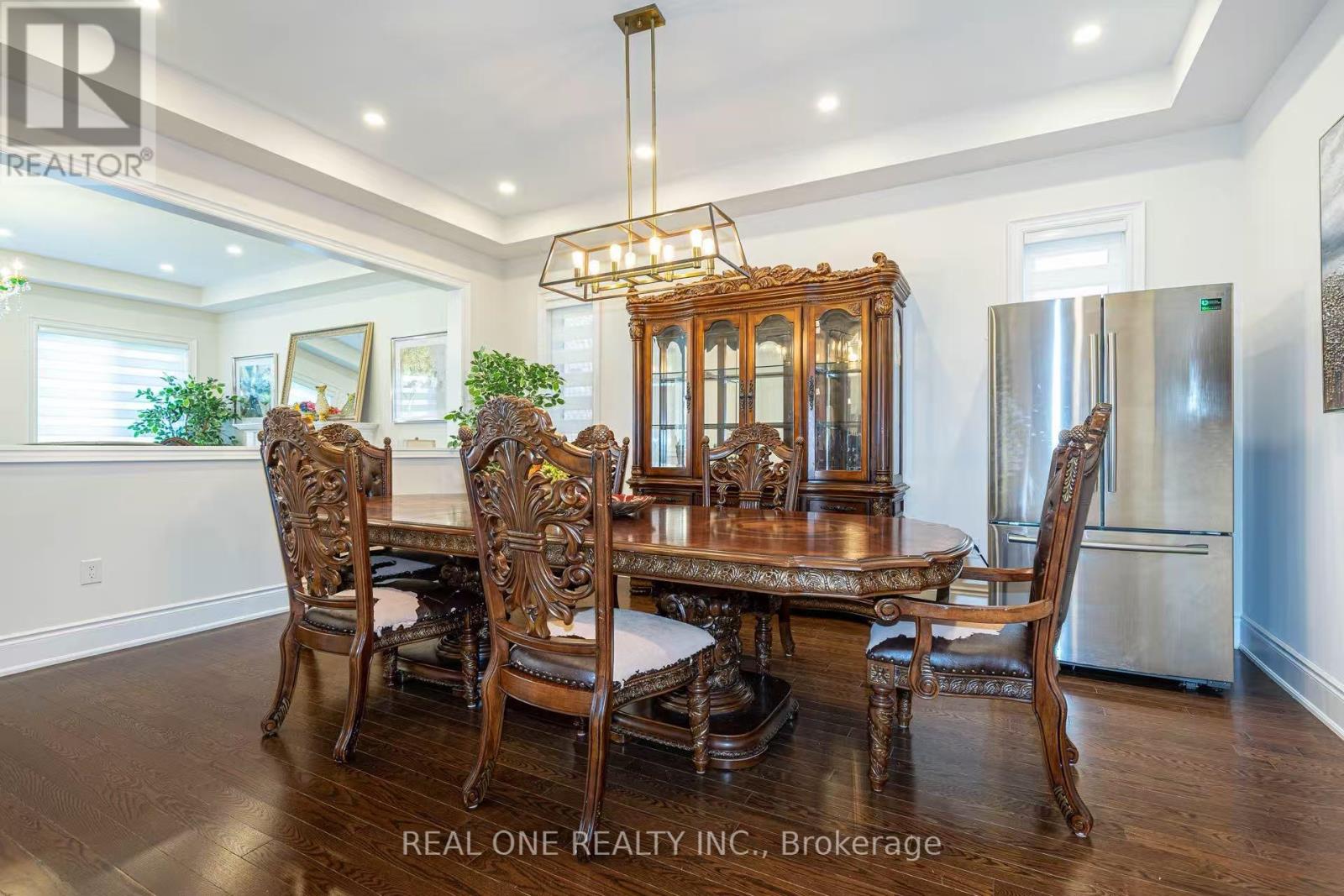 3209 Buttonbush Trail, Oakville, Ontario  L6H 0T1 - Photo 7 - W12539438