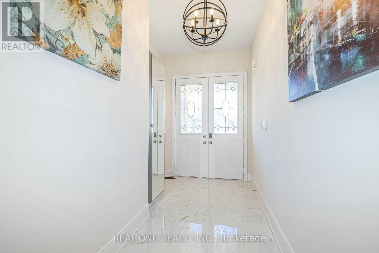 3209 Buttonbush Trail, Oakville, Ontario  L6H 0T1 - Photo 9 - W12539438