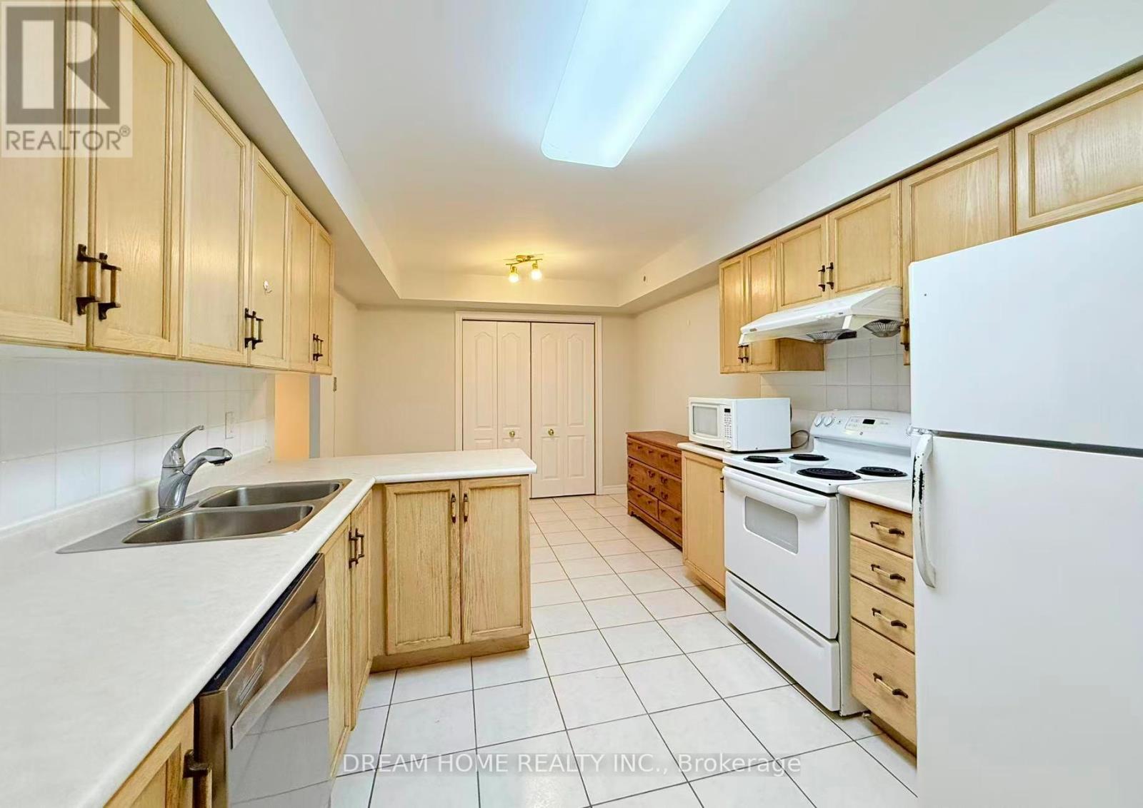 2809 - 115 Omni Drive, Toronto, Ontario  M1P 5B4 - Photo 17 - E12537070