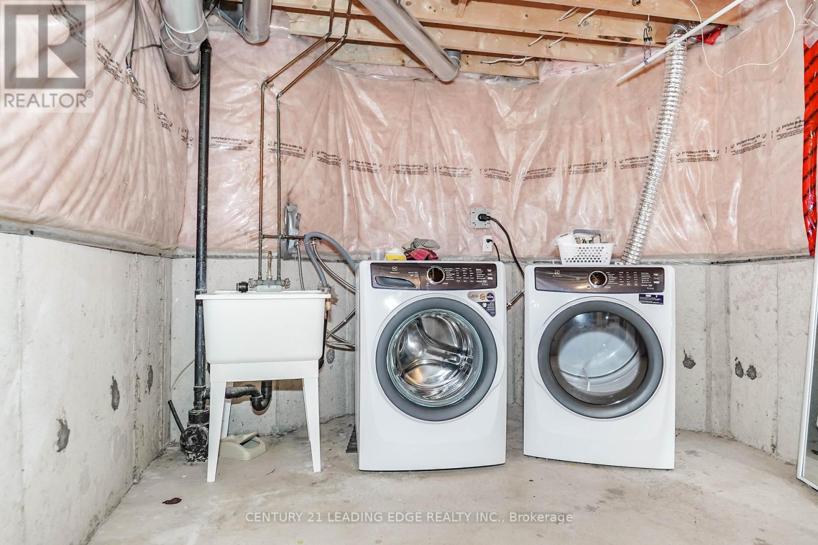 2 Oglevie Drive, Whitby, Ontario  L1R 2Y4 - Photo 34 - E12538770