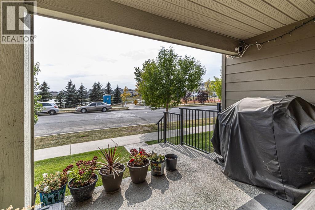 117, 15 Saddlestone Way Ne, Calgary, Alberta  T3J 0S3 - Photo 15 - A2257585