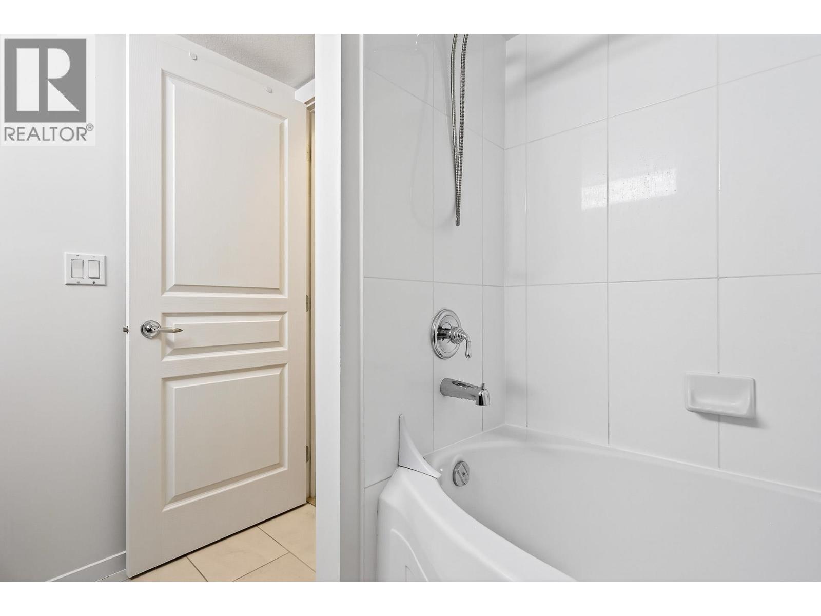 310 9319 University Crescent, Burnaby, British Columbia  V5A 4Y6 - Photo 24 - R3066873