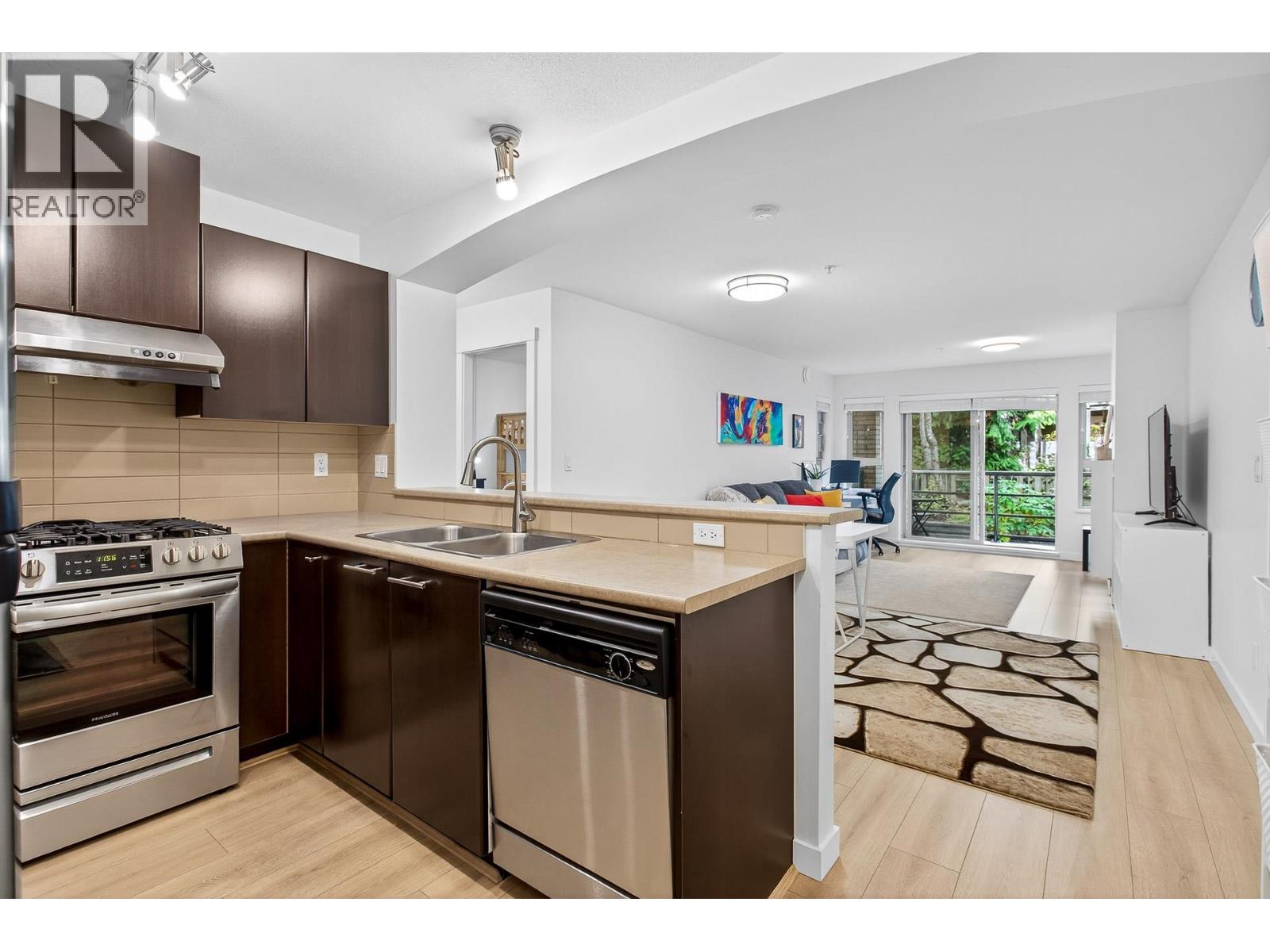 310 9319 University Crescent, Burnaby, British Columbia  V5A 4Y6 - Photo 7 - R3066873