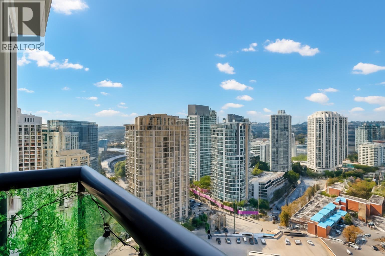 2704 909 MAINLAND STREET, Vancouver, British Columbia