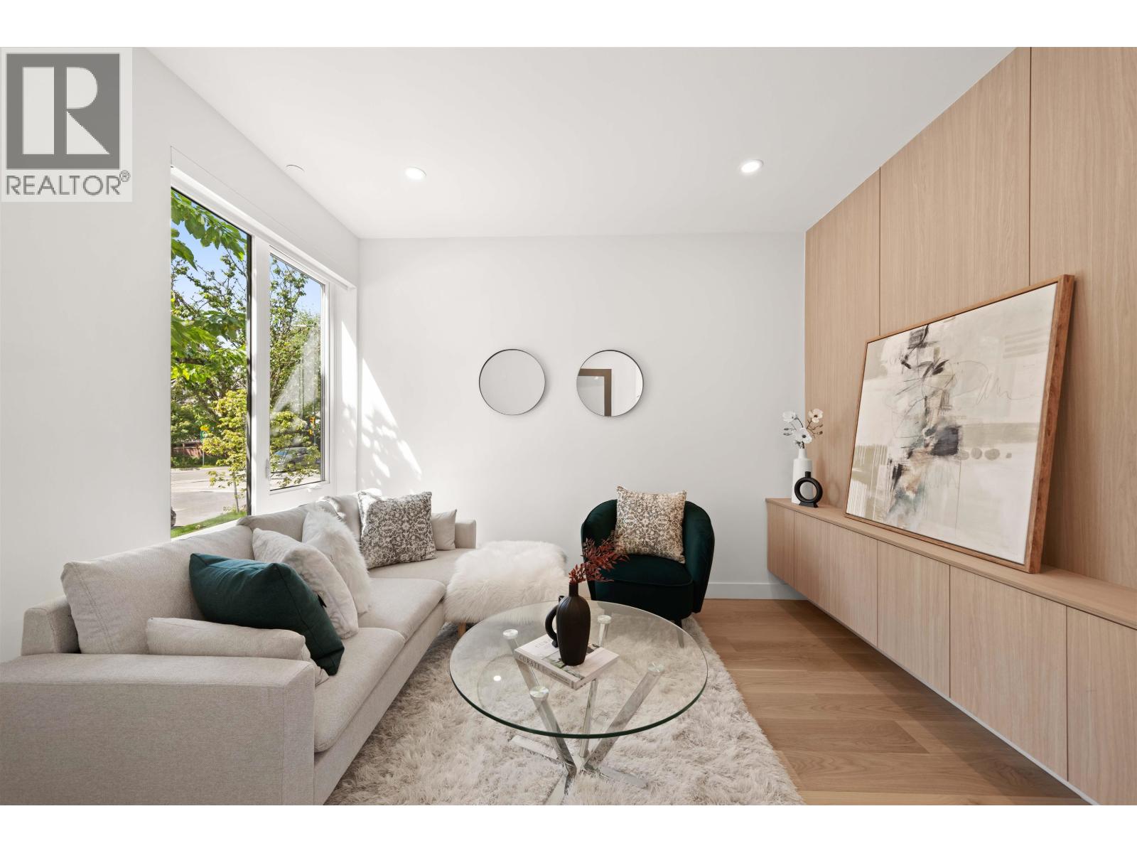 2412 VICTORIA DRIVE, Vancouver, British Columbia