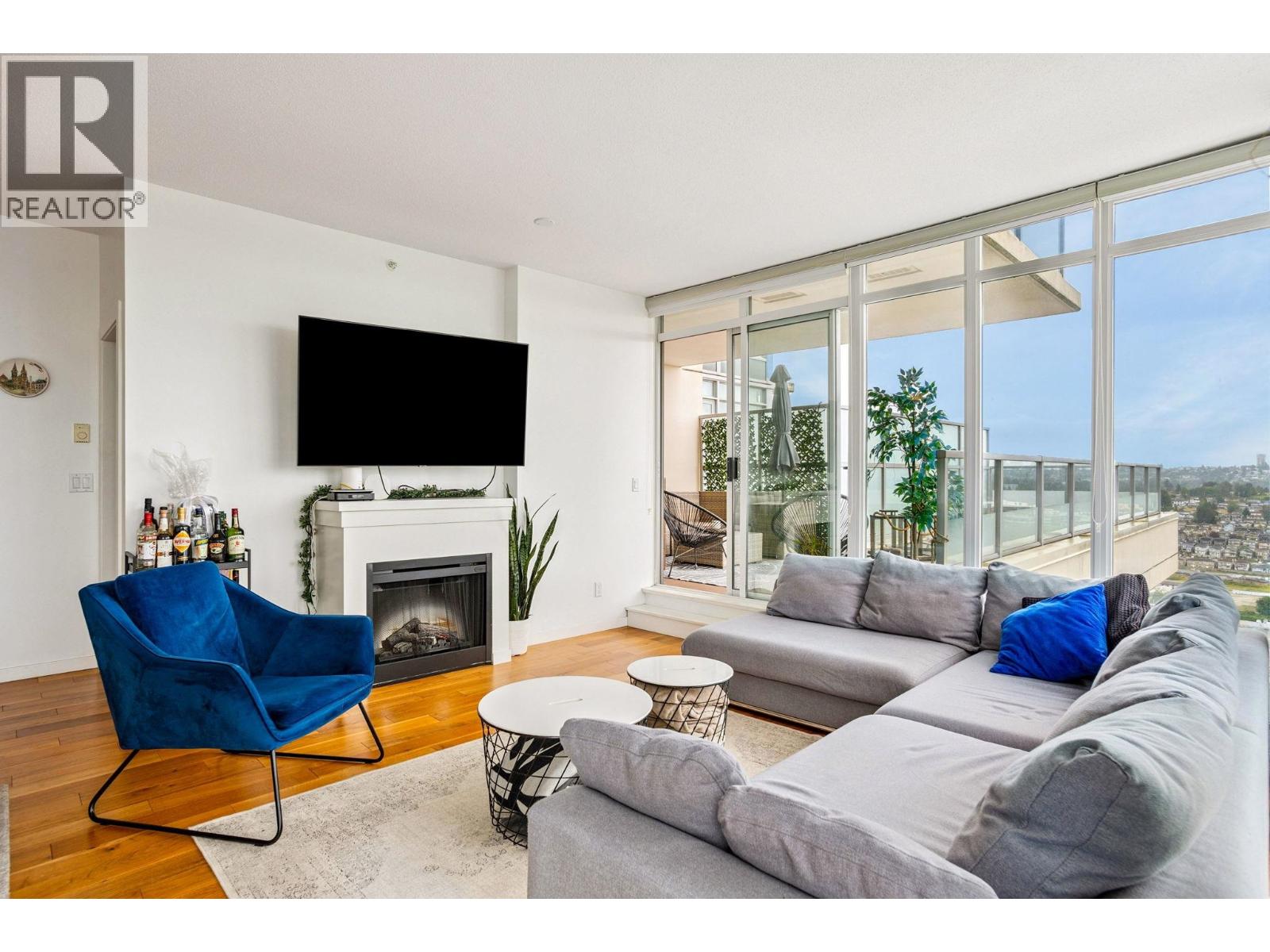 3101 2133 Douglas Road, Burnaby, British Columbia V5C 0E9 - Photo 4 - R3066931