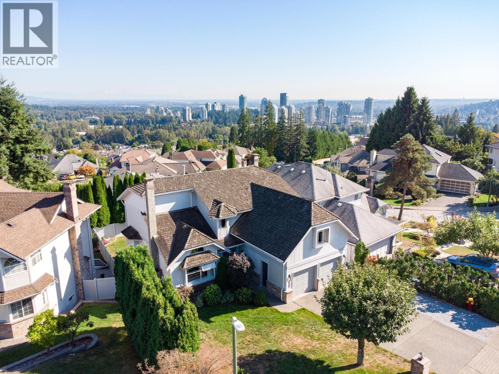 1347 Napier Place, Coquitlam, British Columbia  V3B 7A3 - Photo 2 - R3066841