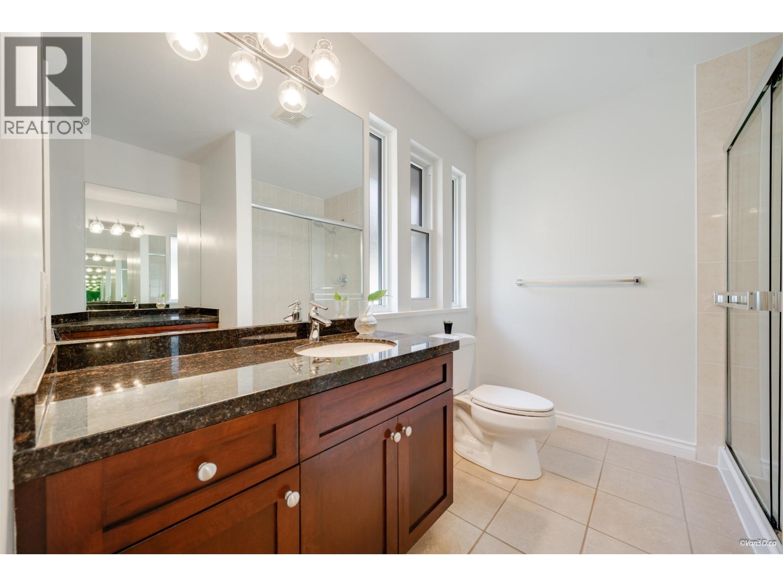 232 Fourth Avenue, New Westminster, British Columbia V3L 1N7 - Photo 27 - R3066862