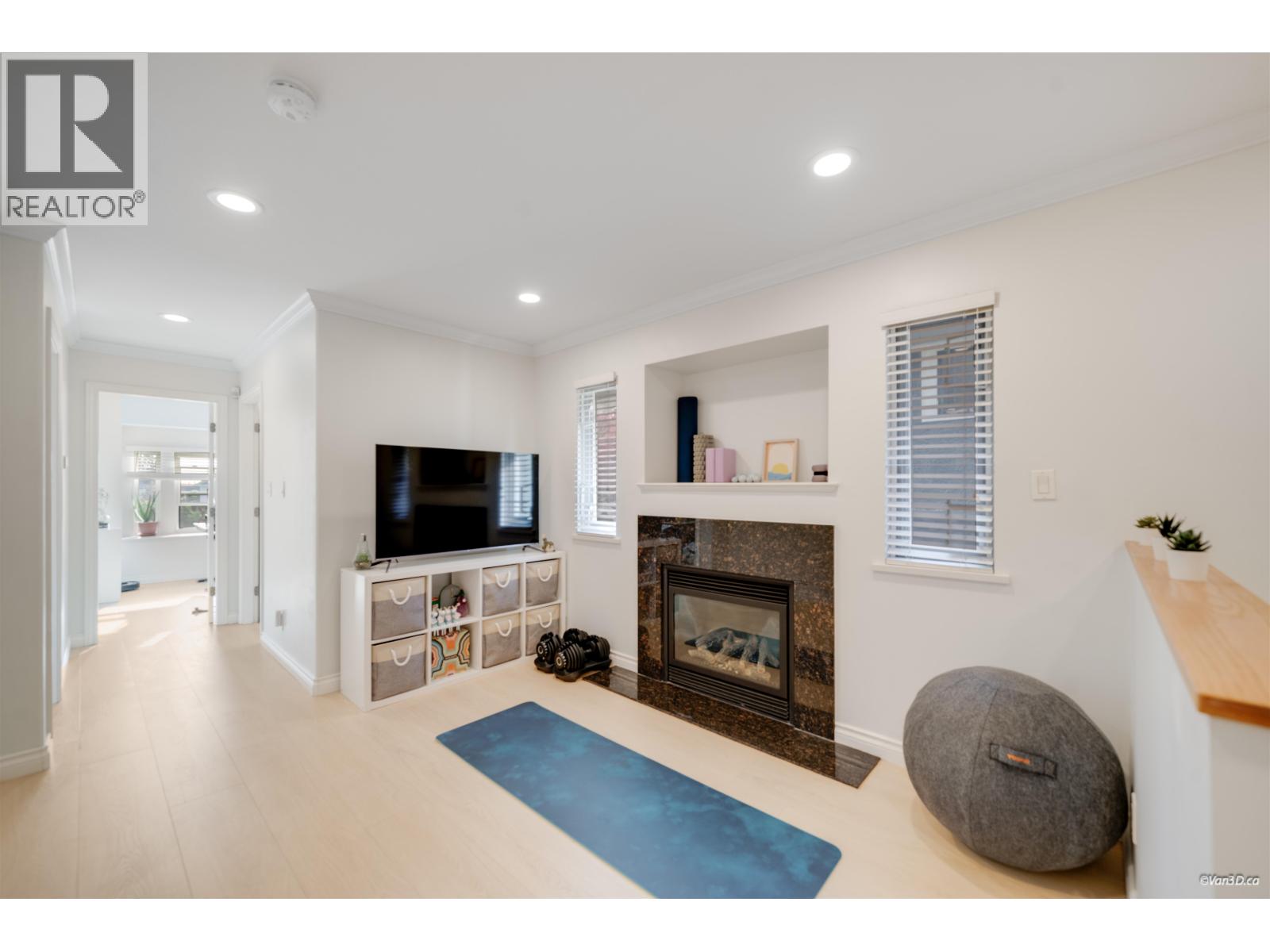 232 Fourth Avenue, New Westminster, British Columbia V3L 1N7 - Photo 28 - R3066862