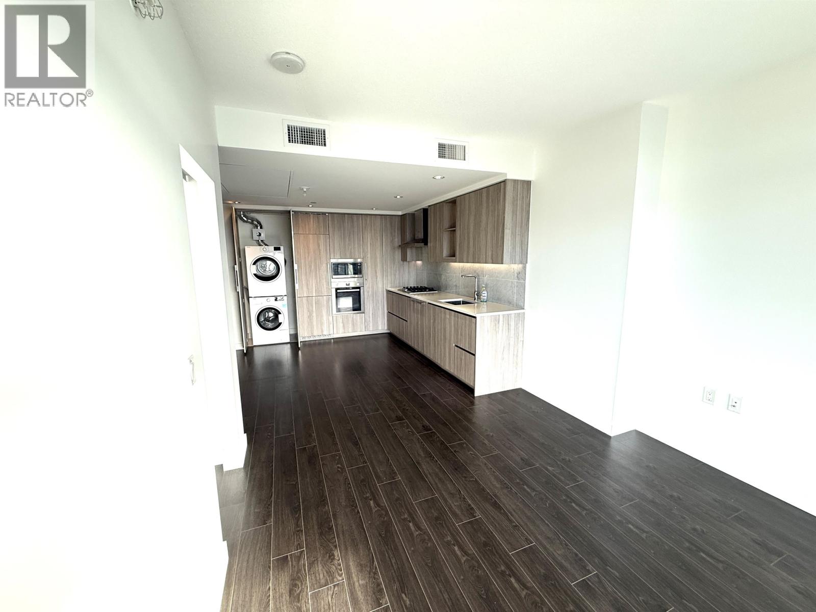 4720 Lougheed Highway, Burnaby, British Columbia  V6X 1C3 - Photo 5 - R3066901