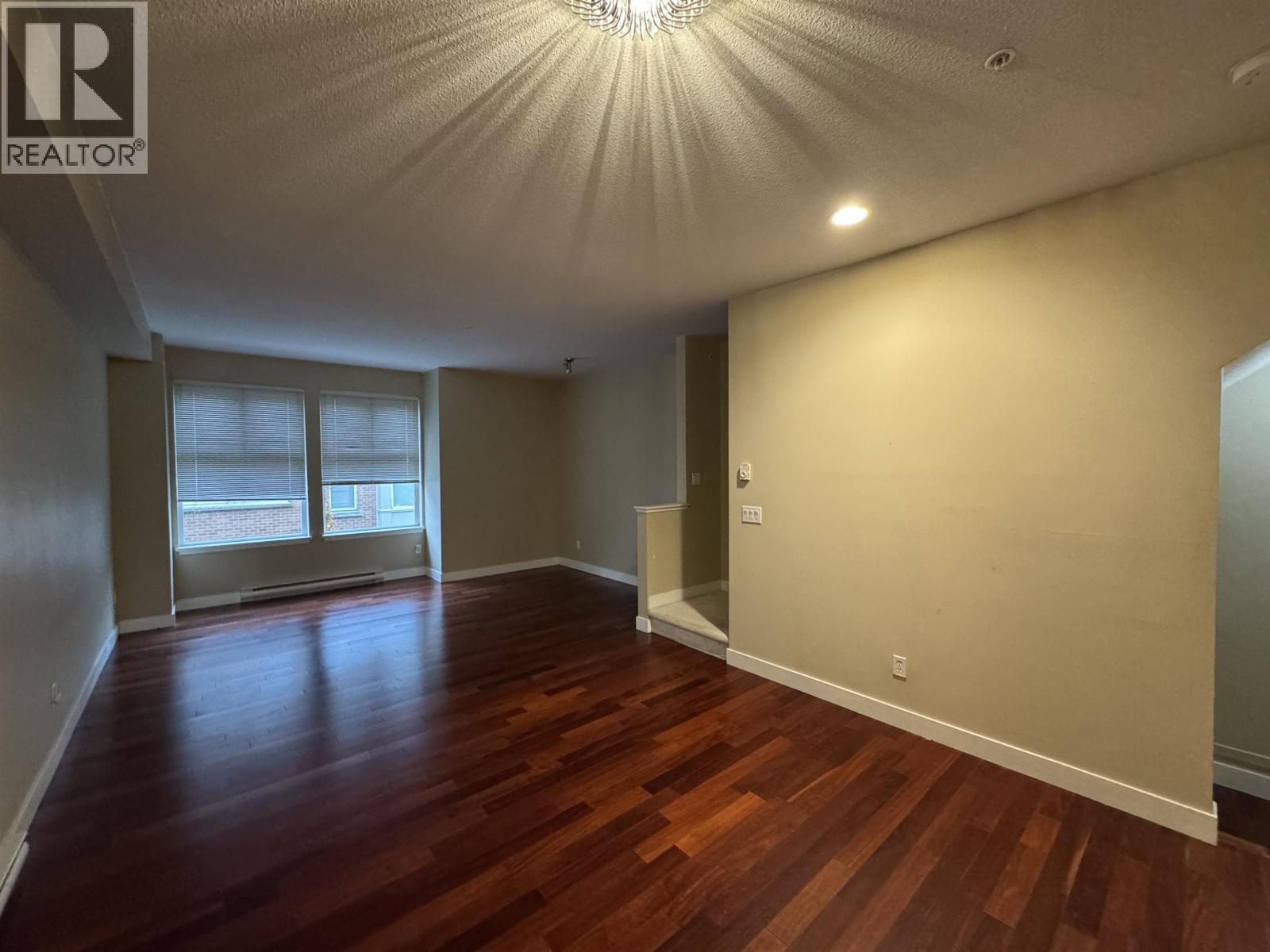 65xx Arbutus Street, Vancouver, British Columbia  V6P 5S5 - Photo 3 - R3066951