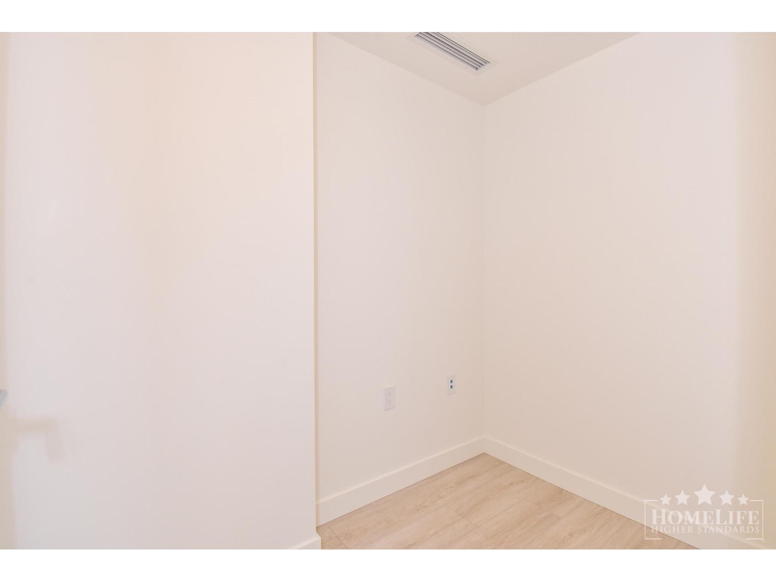 711 13675 107a Avenue, Surrey, British Columbia  V3T 2H2 - Photo 9 - R3066989