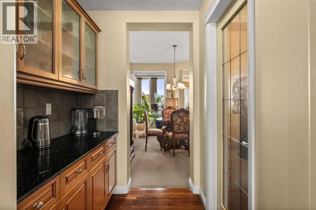 160 Royal Oak Heights Nw, Calgary, Alberta  T3G 5V3 - Photo 11 - A2239625