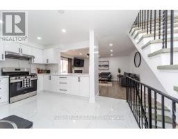 2 - 87 IRWIN ROAD, Toronto, Ontario