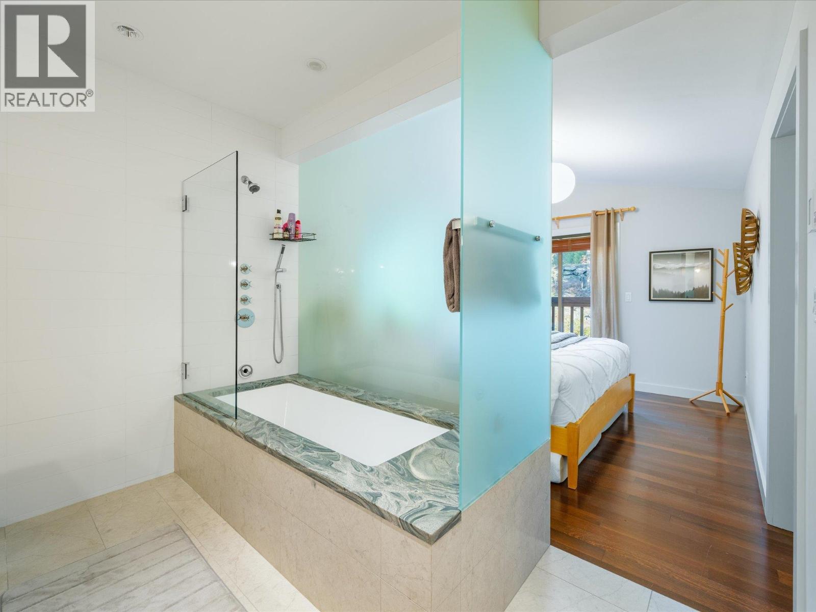 20 2301 Taluswood Place, Whistler, British Columbia  V8E 0P8 - Photo 24 - R3065968