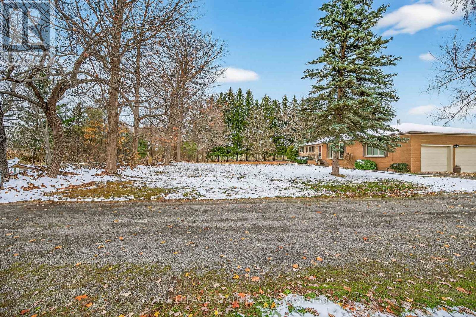 580 Woodhill Road, Hamilton, Ontario  L0R 2B0 - Photo 37 - X12537410