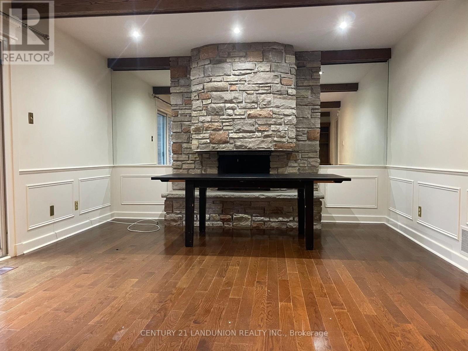 31 Junewood Crescent, Toronto, Ontario  M2L 2C3 - Photo 7 - C12539446