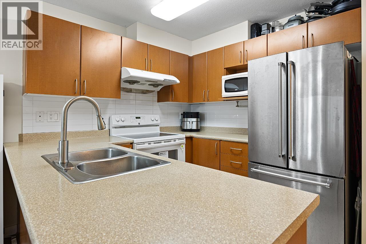 305 2028 E 37th Avenue, Vancouver, British Columbia  V5P 1G2 - Photo 3 - R3063392