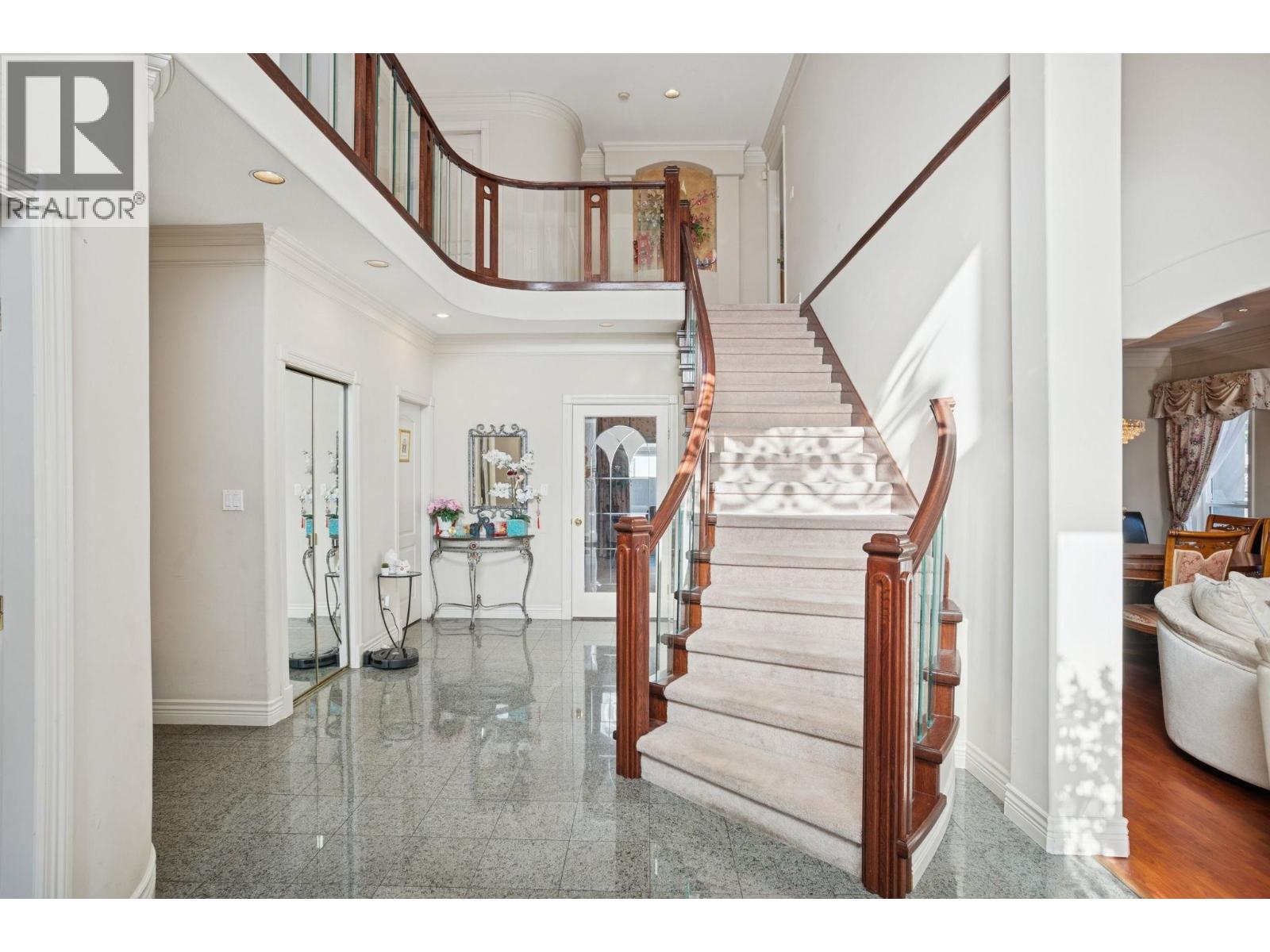 4111 Blundell Road, Richmond, British Columbia  V7C 1G7 - Photo 3 - R3066572