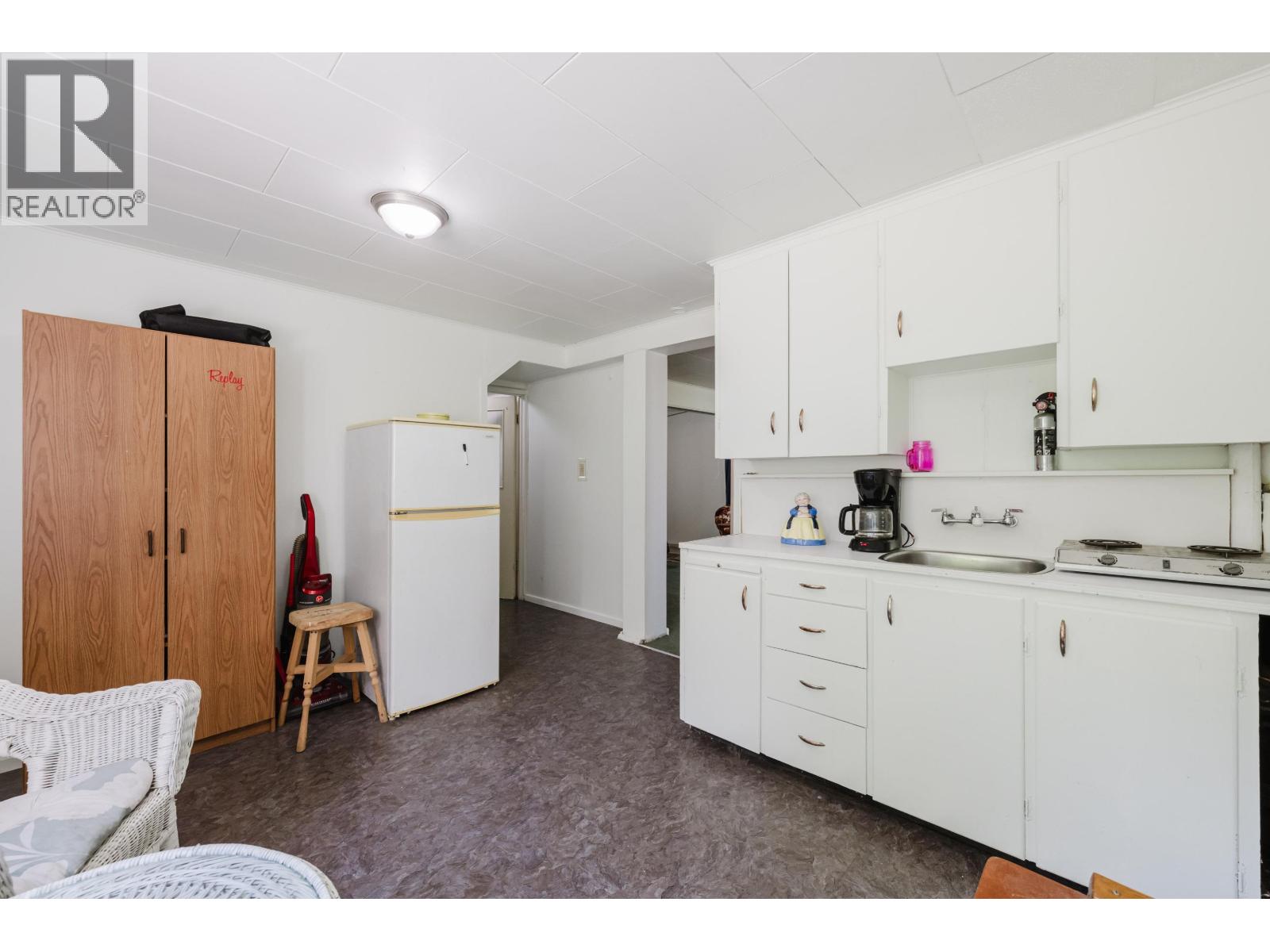 6338 Selma Avenue, Burnaby, British Columbia  V5H 3R2 - Photo 25 - R3066296