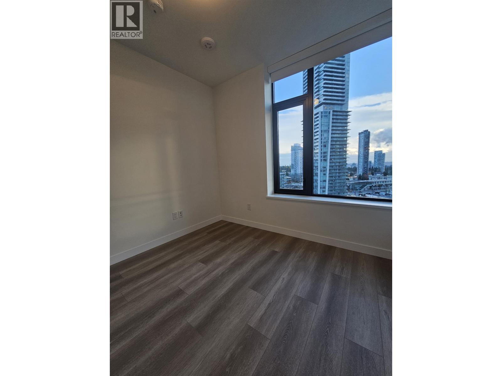 2010 626 Claremont Street, Coquitlam, British Columbia  V3J 3T4 - Photo 7 - R3066591