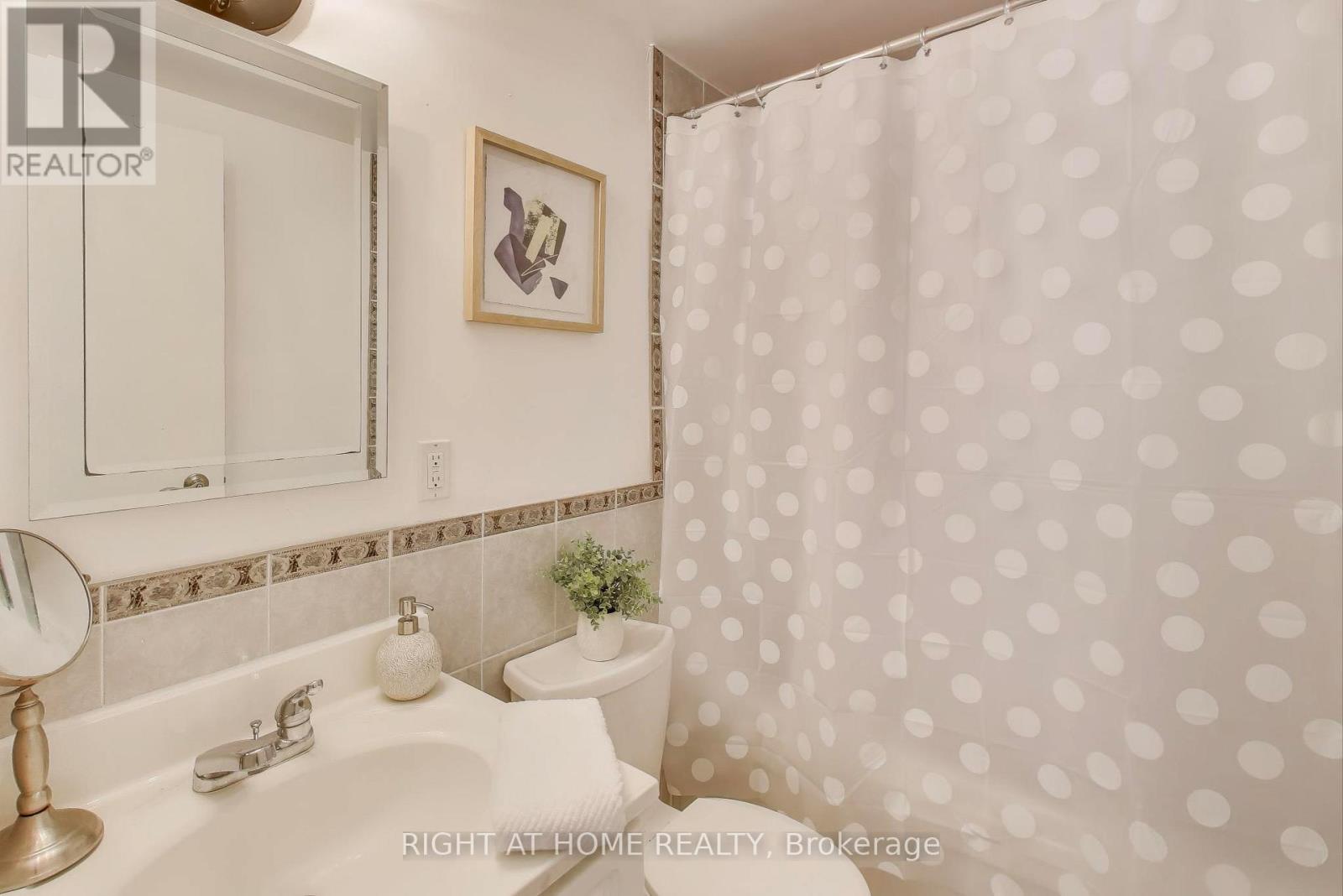 408 Camelot Court, Oshawa, Ontario  L1G 6P7 - Photo 23 - E12539462