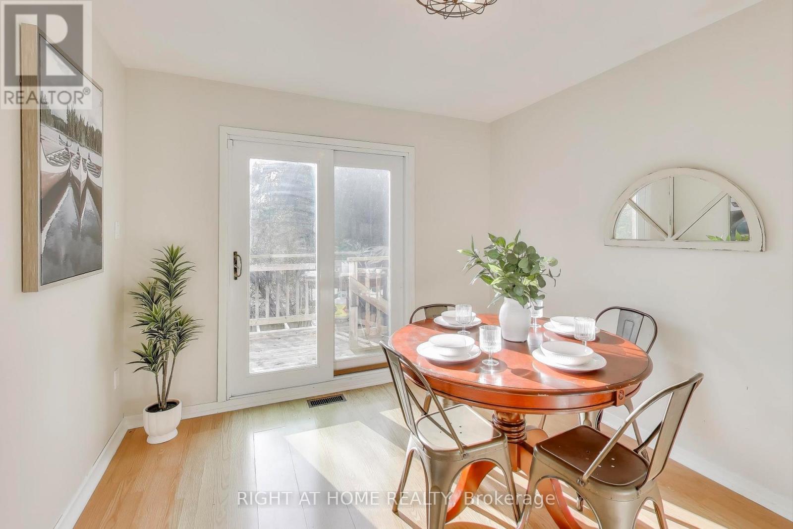 408 Camelot Court, Oshawa, Ontario  L1G 6P7 - Photo 9 - E12539462