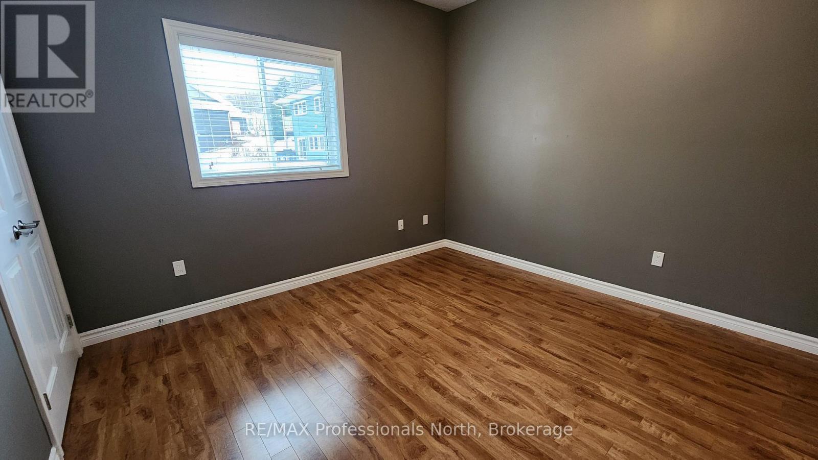 33 Goodwin Drive, Huntsville, Ontario  P1H 2R3 - Photo 31 - X12539064