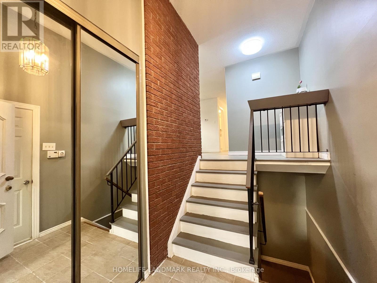 5 Chant Crescent, Markham, Ontario  L3R 1Y7 - Photo 17 - N12539460