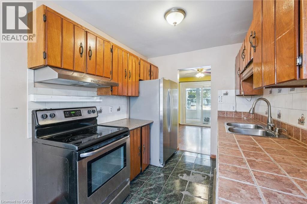 3173 Gwendale Crescent, Mississauga, Ontario  L5A 3B6 - Photo 10 - 40787735