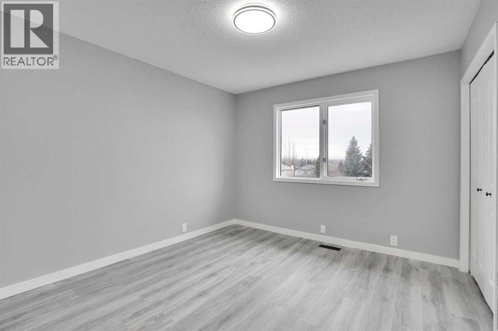195 Mt Reliant Place Se, Calgary, Alberta  T2Z 2G2 - Photo 36 - A2269788