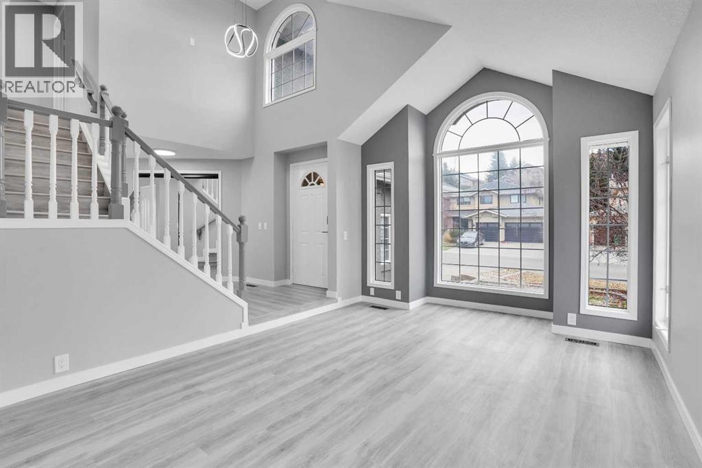 195 Mt Reliant Place Se, Calgary, Alberta  T2Z 2G2 - Photo 5 - A2269788