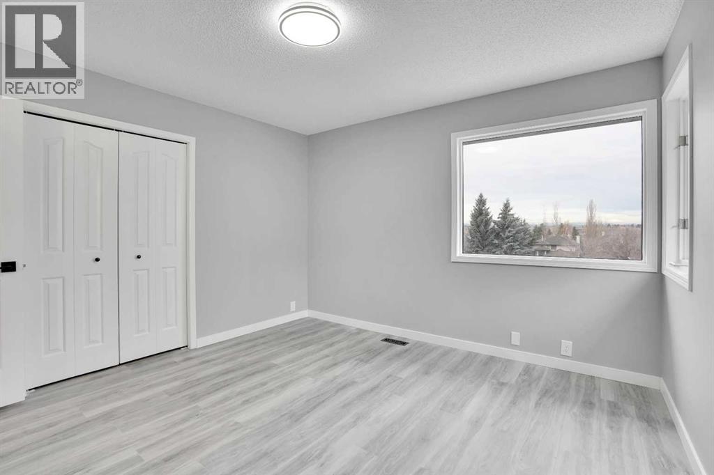 195 Mt Reliant Place Se, Calgary, Alberta  T2Z 2G2 - Photo 35 - A2269788