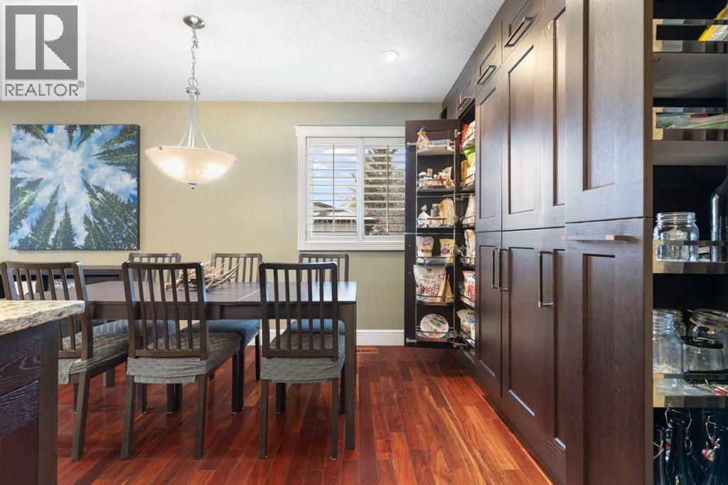 431 Queensland Circle Se, Calgary, Alberta  T2J 4P5 - Photo 13 - A2269794