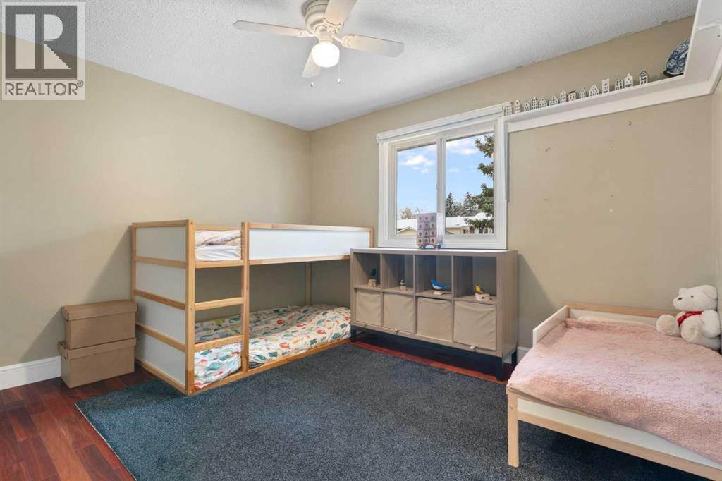 431 Queensland Circle Se, Calgary, Alberta  T2J 4P5 - Photo 20 - A2269794