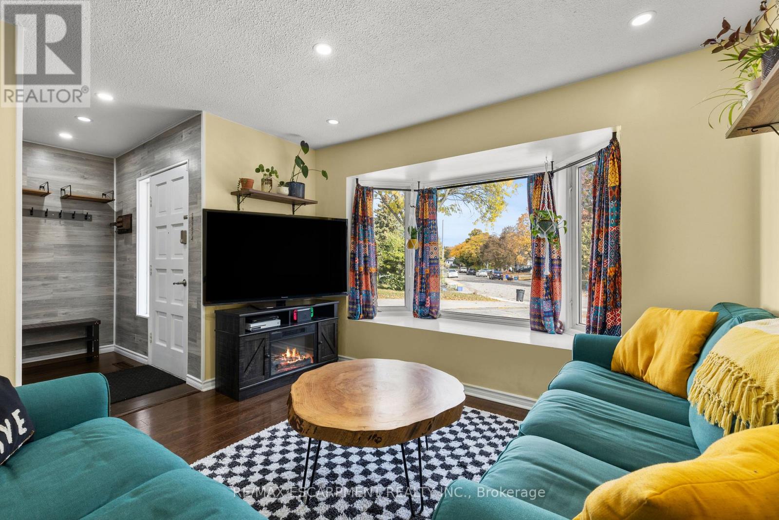 50 Gledhill Crescent, Hamilton, Ontario  L9C 6H4 - Photo 12 - X12488478