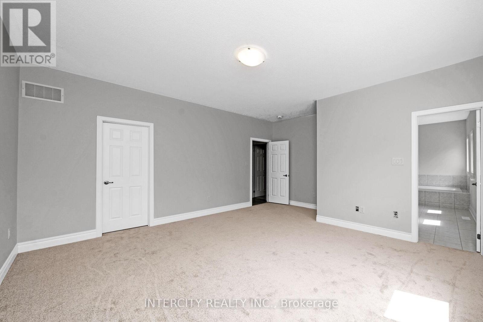 54 Claremont Drive, Brampton, Ontario  L6R 4G3 - Photo 20 - W12539440