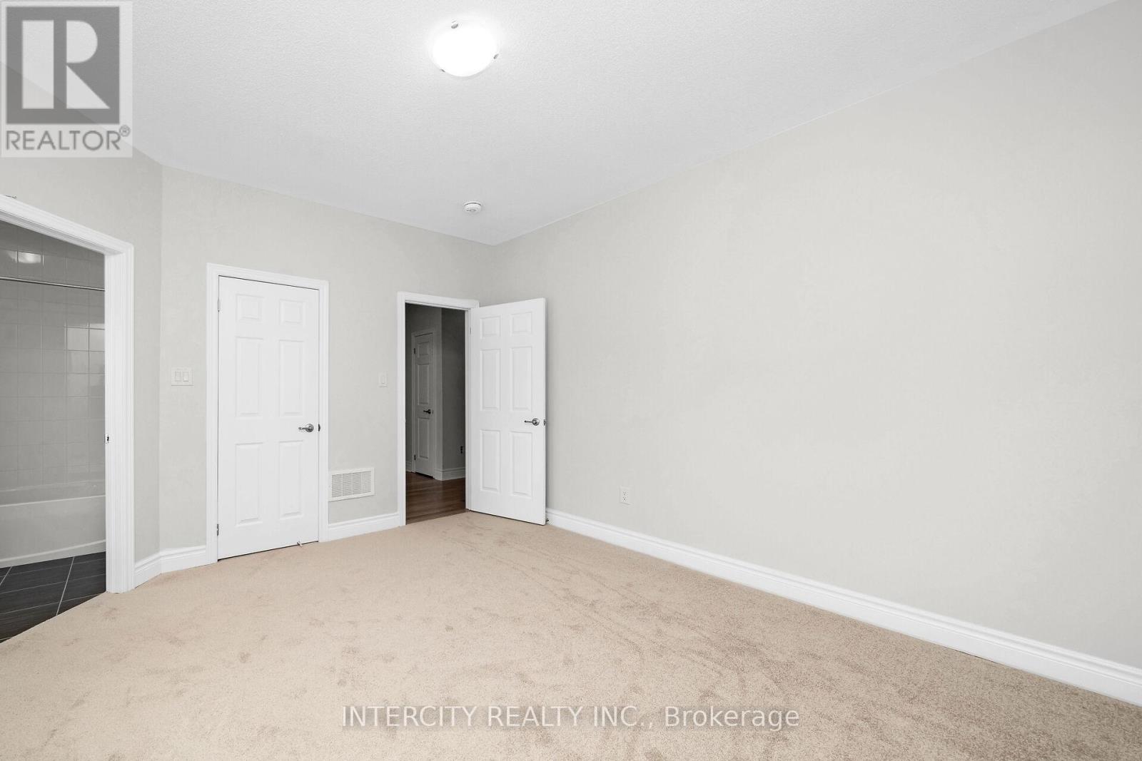 54 Claremont Drive, Brampton, Ontario  L6R 4G3 - Photo 31 - W12539440