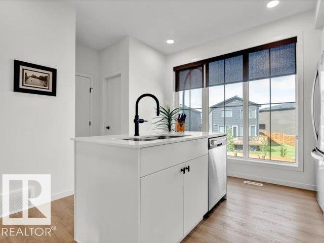 439 39 St Sw, Edmonton, Alberta  T6X 2X9 - Photo 6 - E4465529