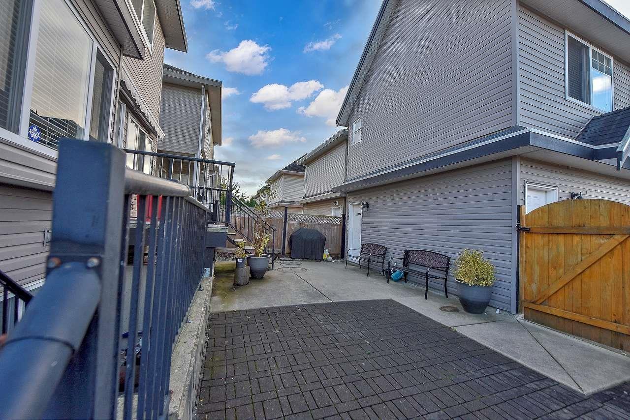 6843 192nd Street, Surrey, British Columbia  V4N 0Z6 - Photo 16 - R3067012