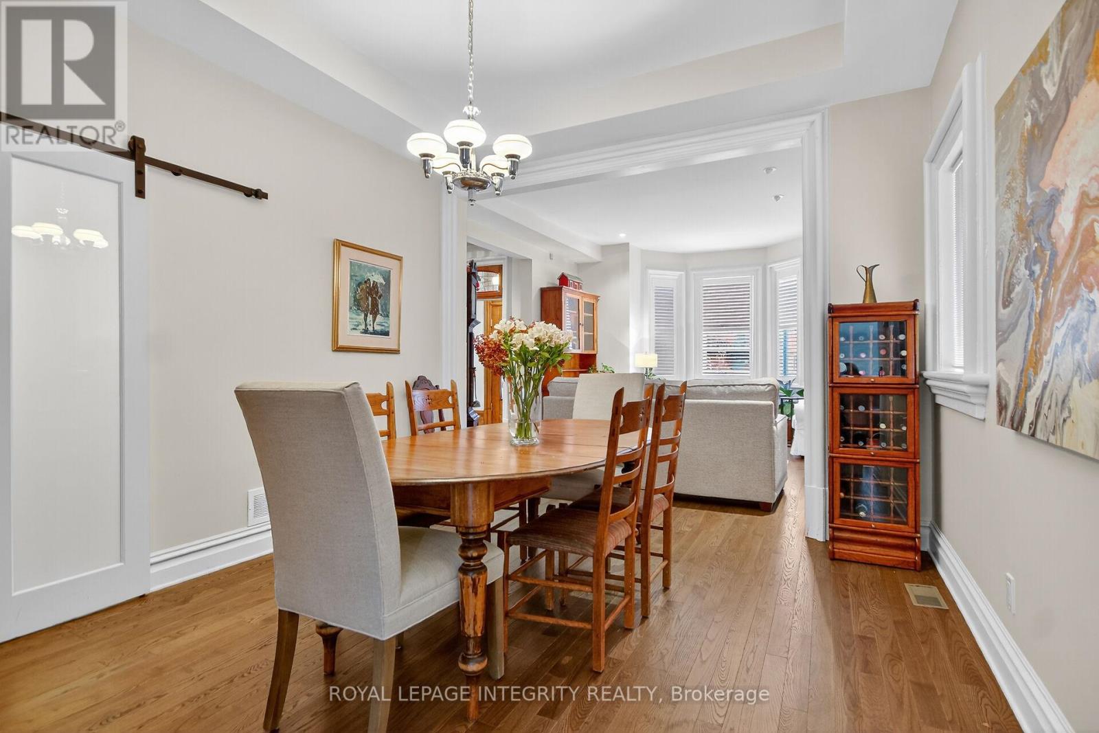 200 Cartier Street, Ottawa, Ontario  K2P 1L2 - Photo 12 - X12539480