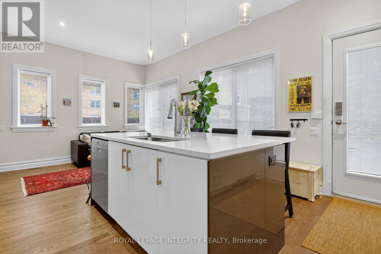 200 Cartier Street, Ottawa, Ontario  K2P 1L2 - Photo 18 - X12539480