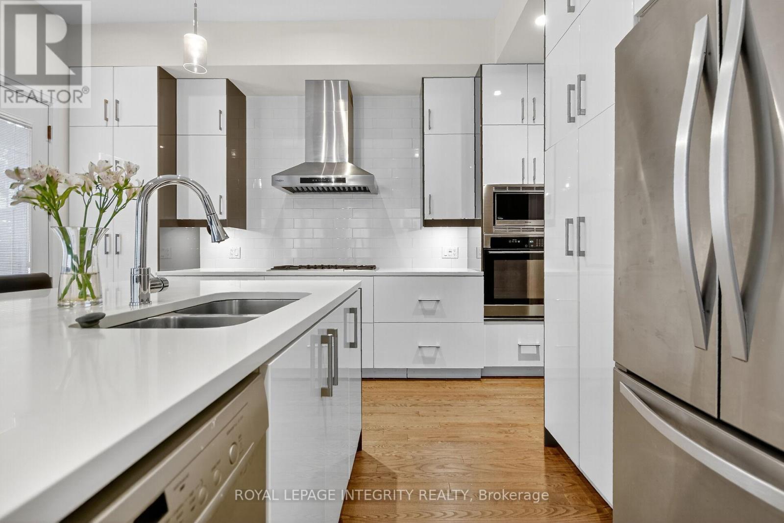 200 Cartier Street, Ottawa, Ontario  K2P 1L2 - Photo 20 - X12539480