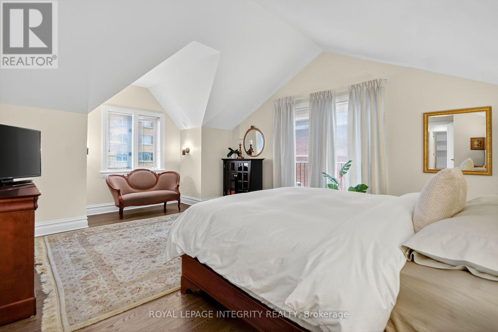 200 Cartier Street, Ottawa, Ontario  K2P 1L2 - Photo 29 - X12539480