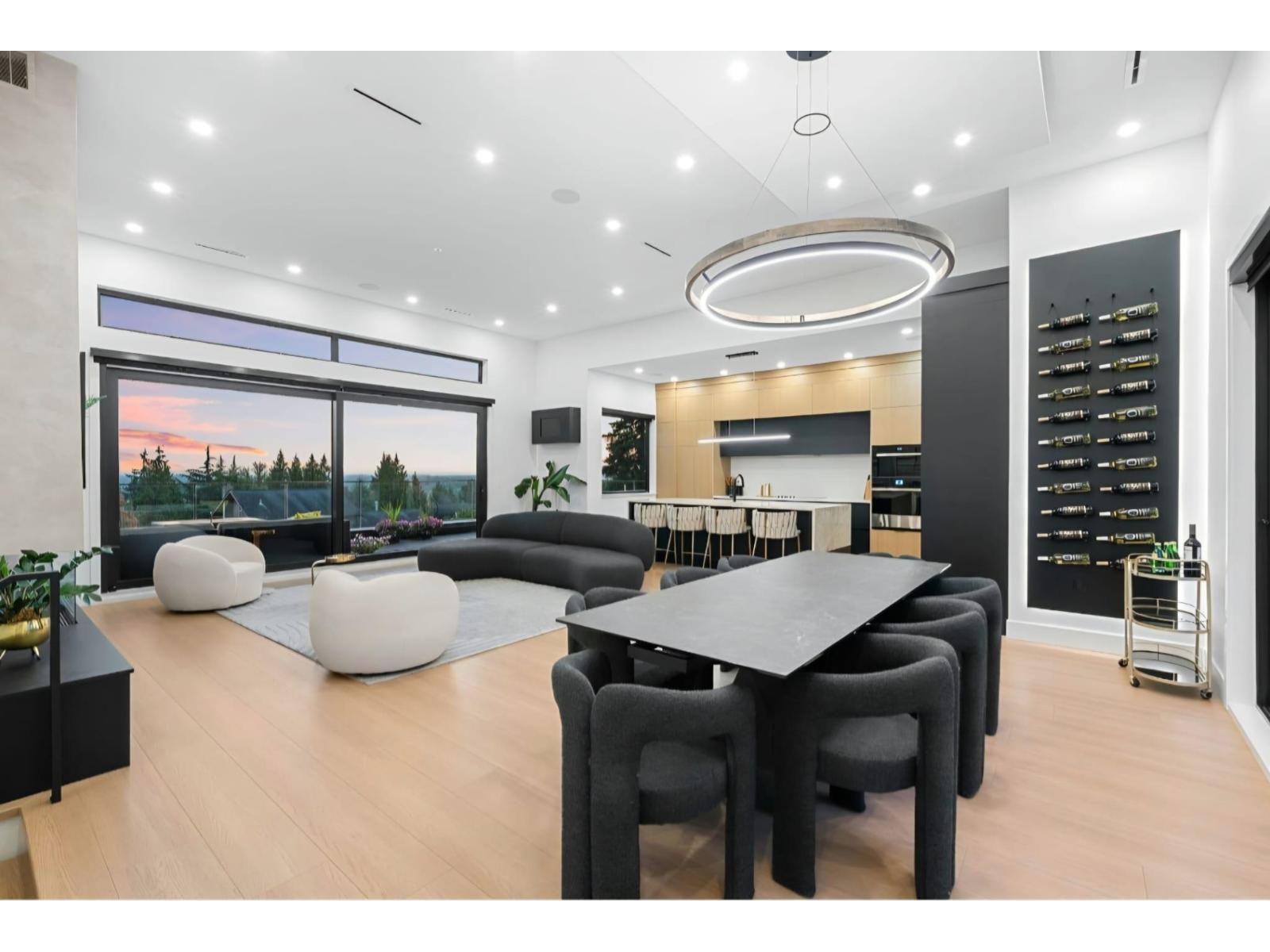 8102 Wiltshire Place, Delta, British Columbia  V4C 6T2 - Photo 10 - R3066563