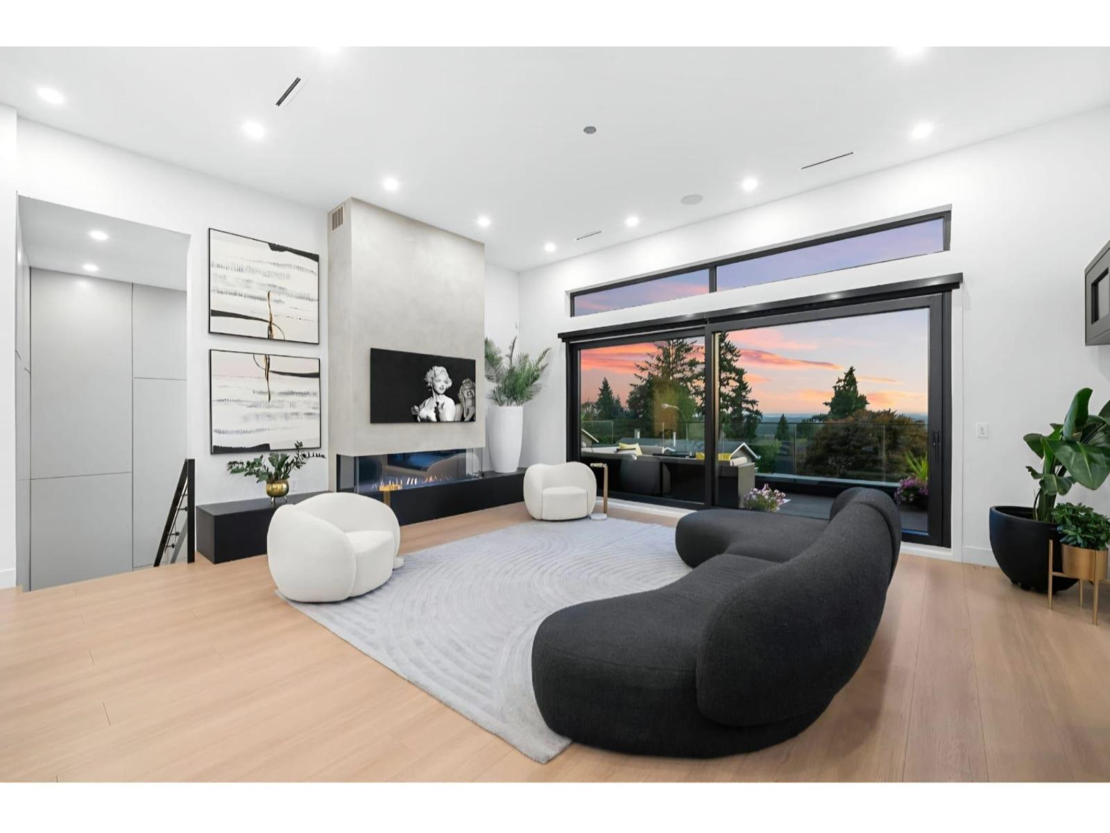 8102 Wiltshire Place, Delta, British Columbia  V4C 6T2 - Photo 8 - R3066563