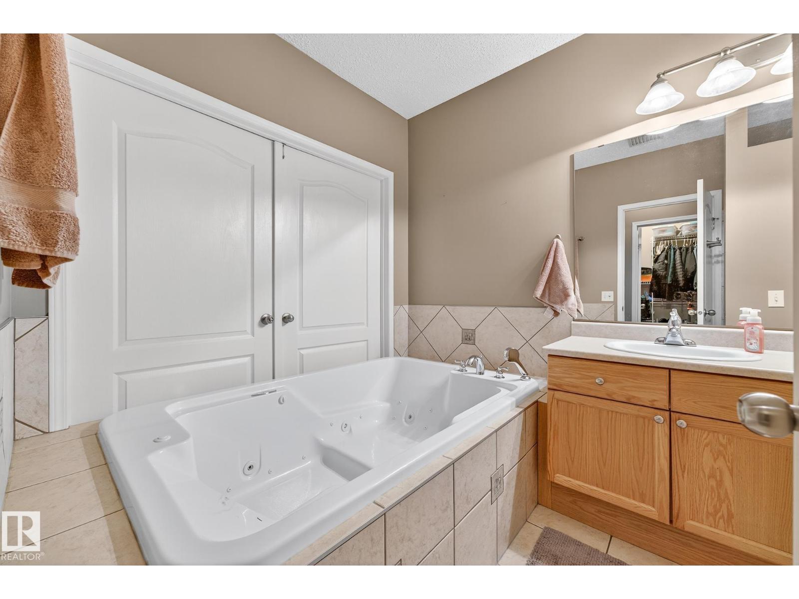 8304 170 Av Nw, Edmonton, Alberta  T5Z 3G8 - Photo 19 - E4465531