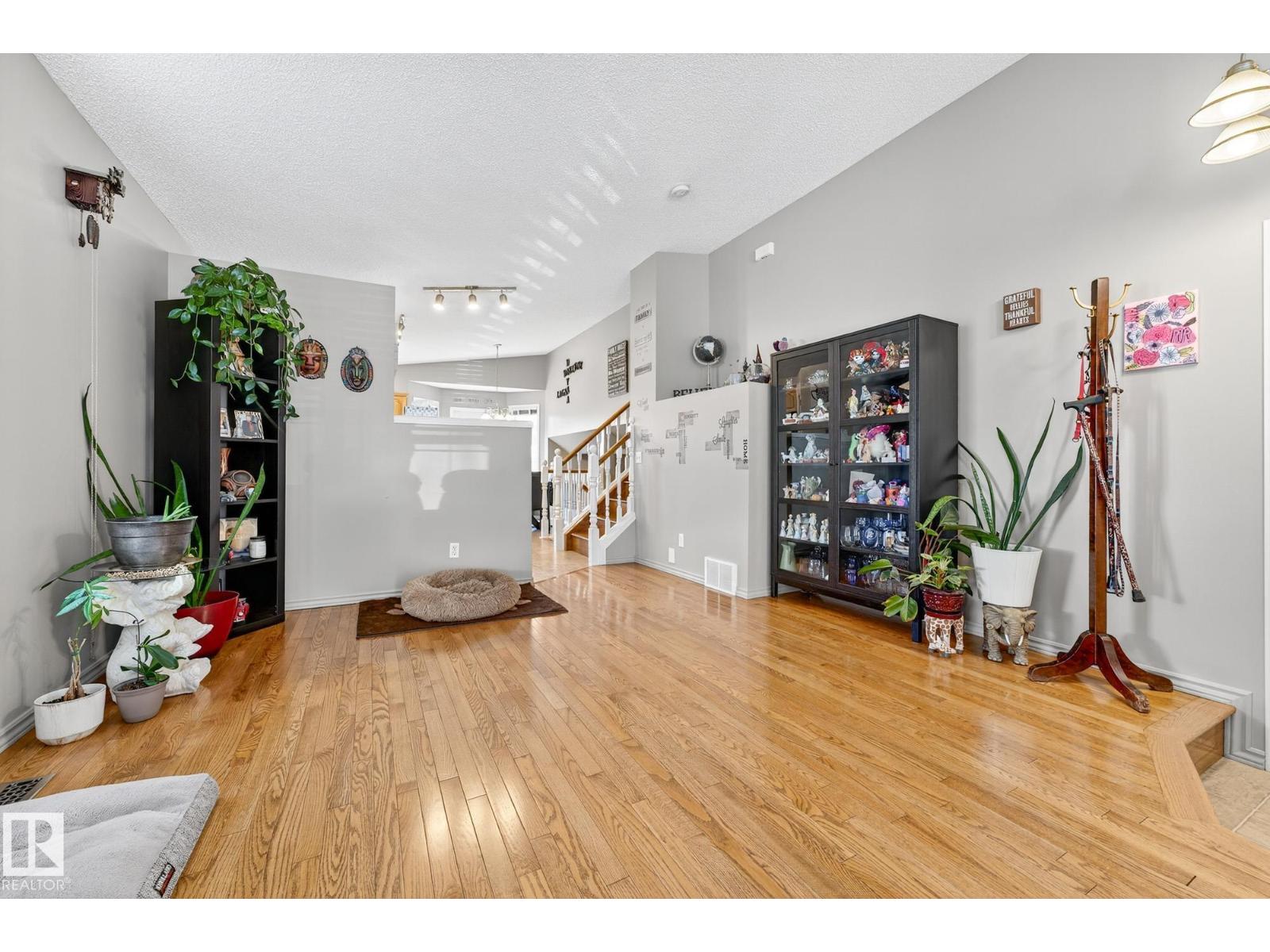 8304 170 Av Nw, Edmonton, Alberta  T5Z 3G8 - Photo 7 - E4465531